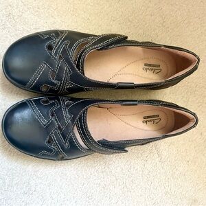 Clarks Evianna Peal Black Leather Slip-on Flats Shoes Women Sz 9.5
